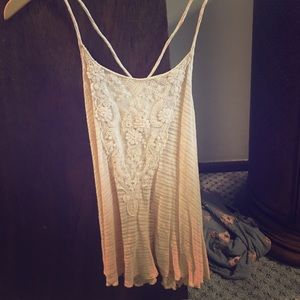Beautiful crochet-style tank/blouse